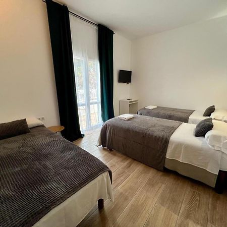 Hostal Oasis Dor Кала де Ор Экстерьер фото